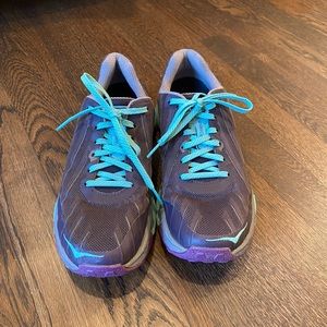 HOKA Clifton 8